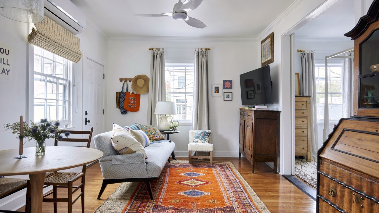 Photo of Livingroom in Beach Institute