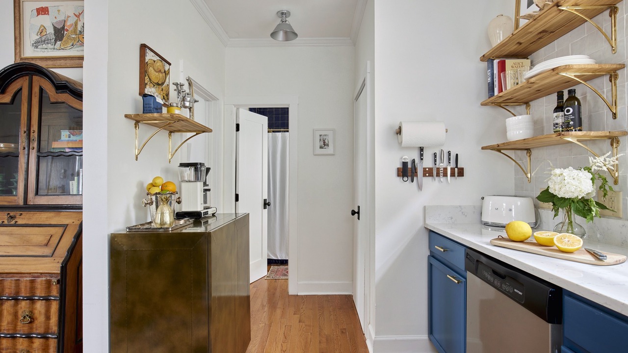 Photo of Kitchen in Beach Institute