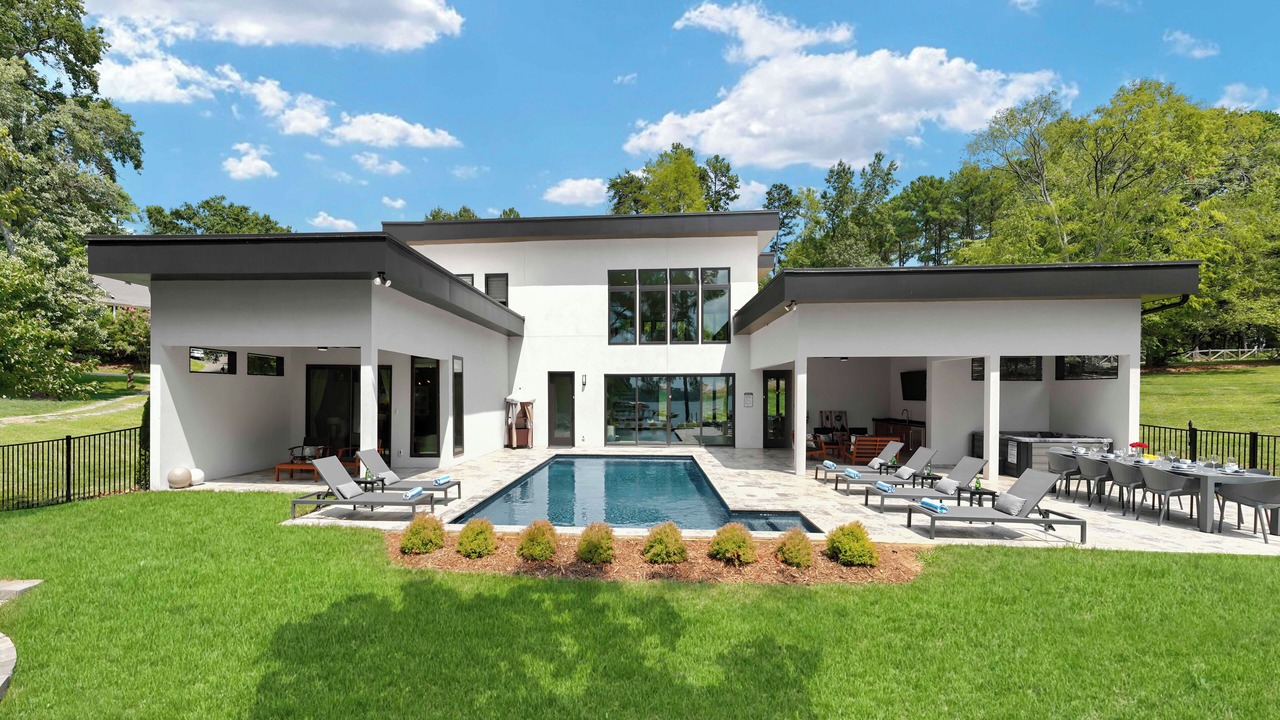 Photo of Outdoor in Mayhew