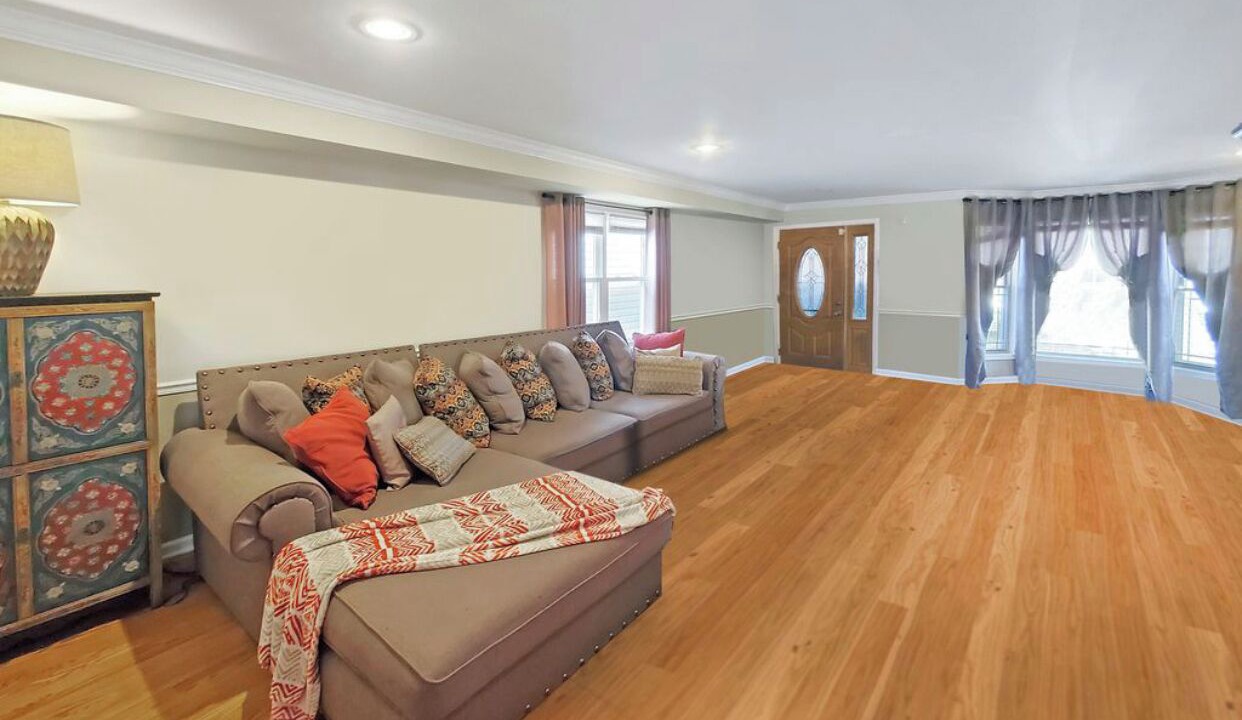 Photo of Livingroom in Covington