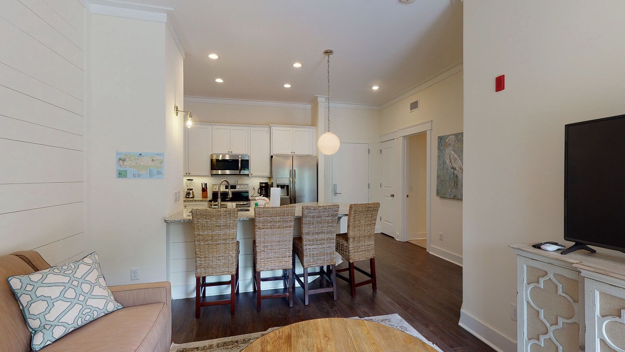 Photo of Livingroom in King City