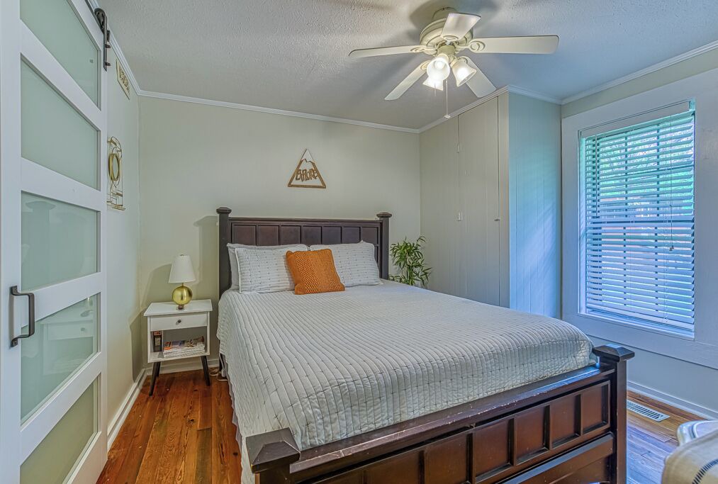 Photo of Bedroom in Mentone
