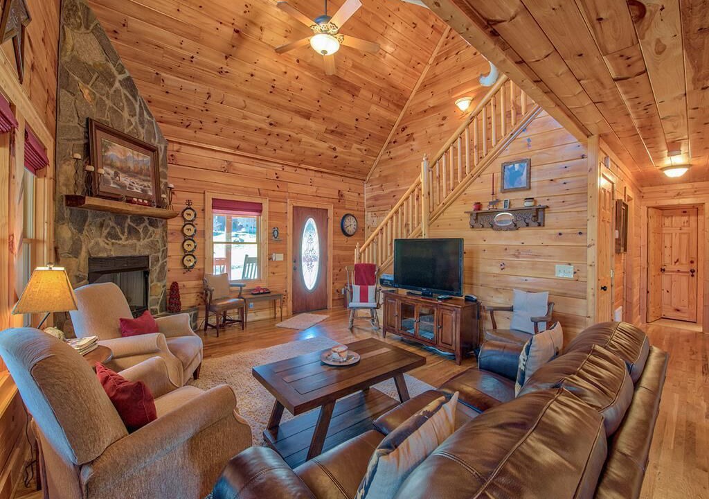 Photo of Livingroom in Maggie Valley