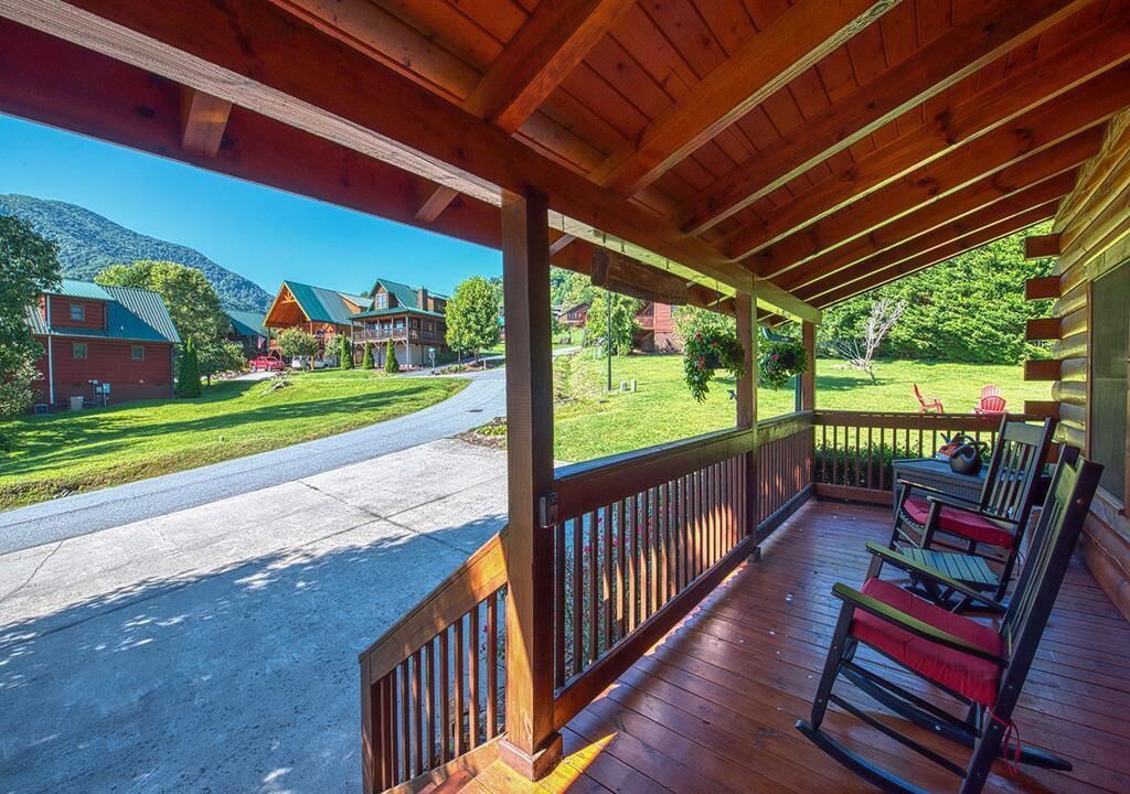 Photo of Patio Balcony in Maggie Valley