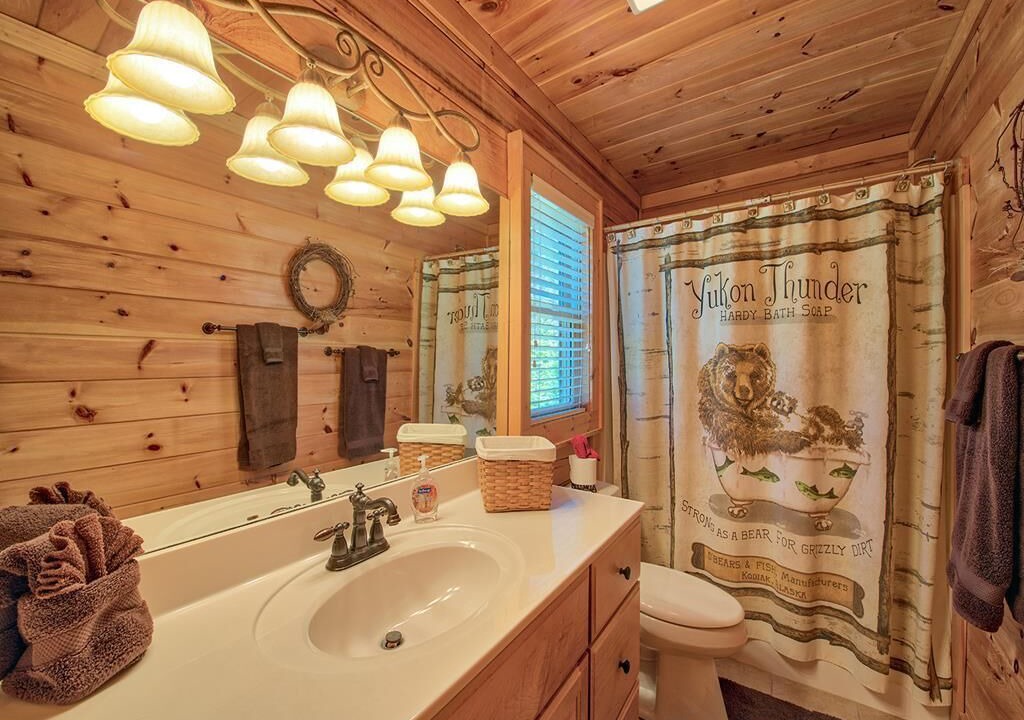 Photo of Bathroom in Maggie Valley