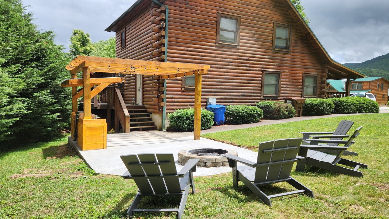 Photo of Outdoor in Maggie Valley