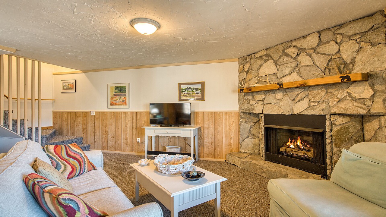 Photo of Livingroom in Waynesville