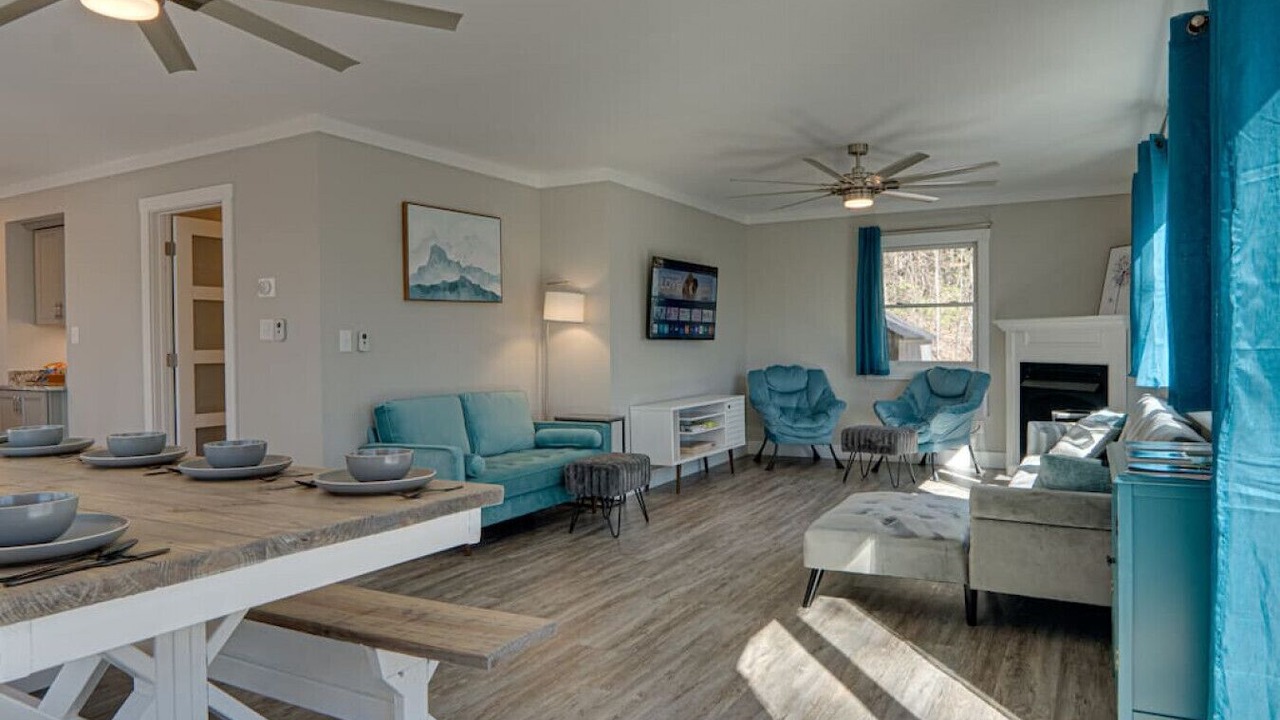 Photo of Bedroom in Lake Toxaway