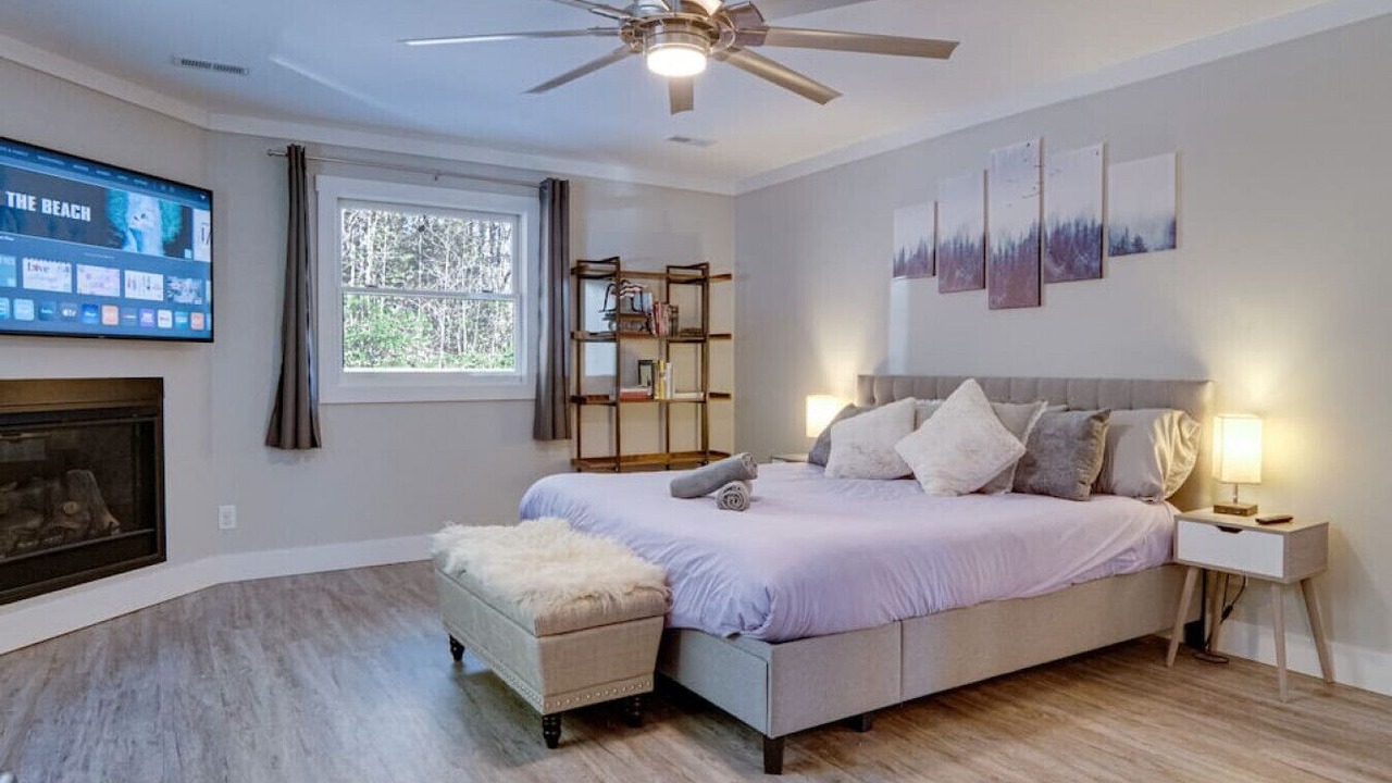 Photo of Livingroom in Lake Toxaway