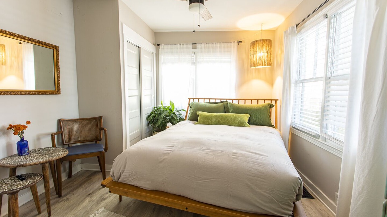 Photo of Bedroom in Riverland Terrace