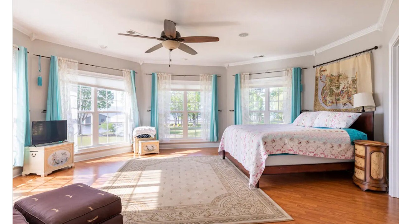 Photo of Bedroom in Guntersville