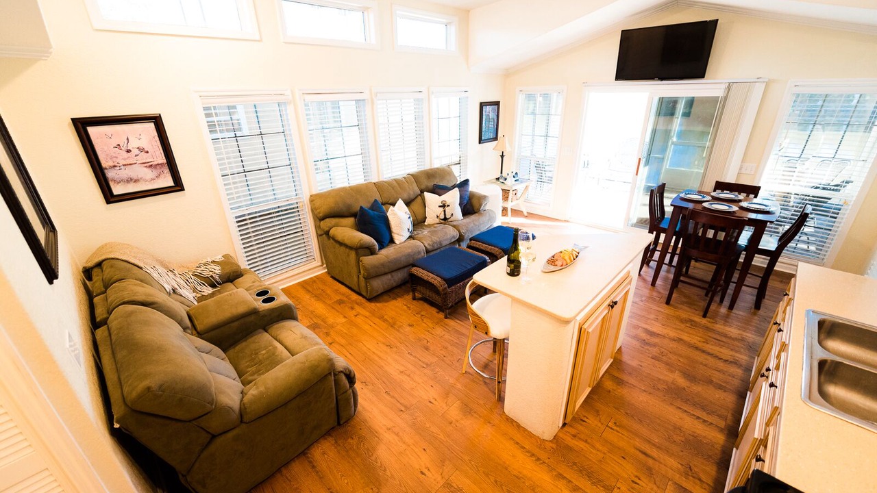 Photo of Livingroom in Bainbridge