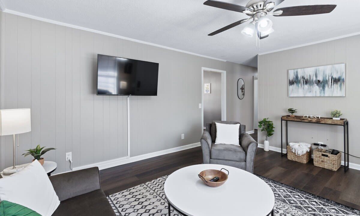 Photo of Livingroom in Trenton