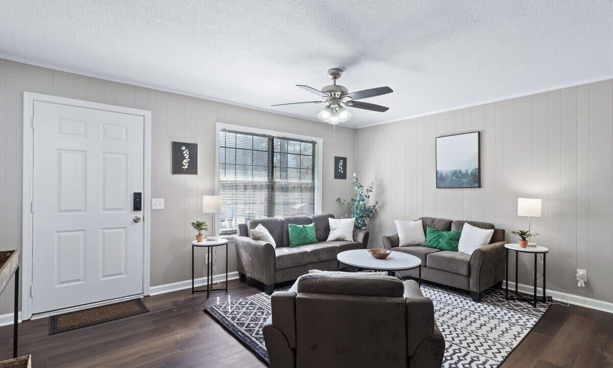 Photo of Livingroom in Trenton