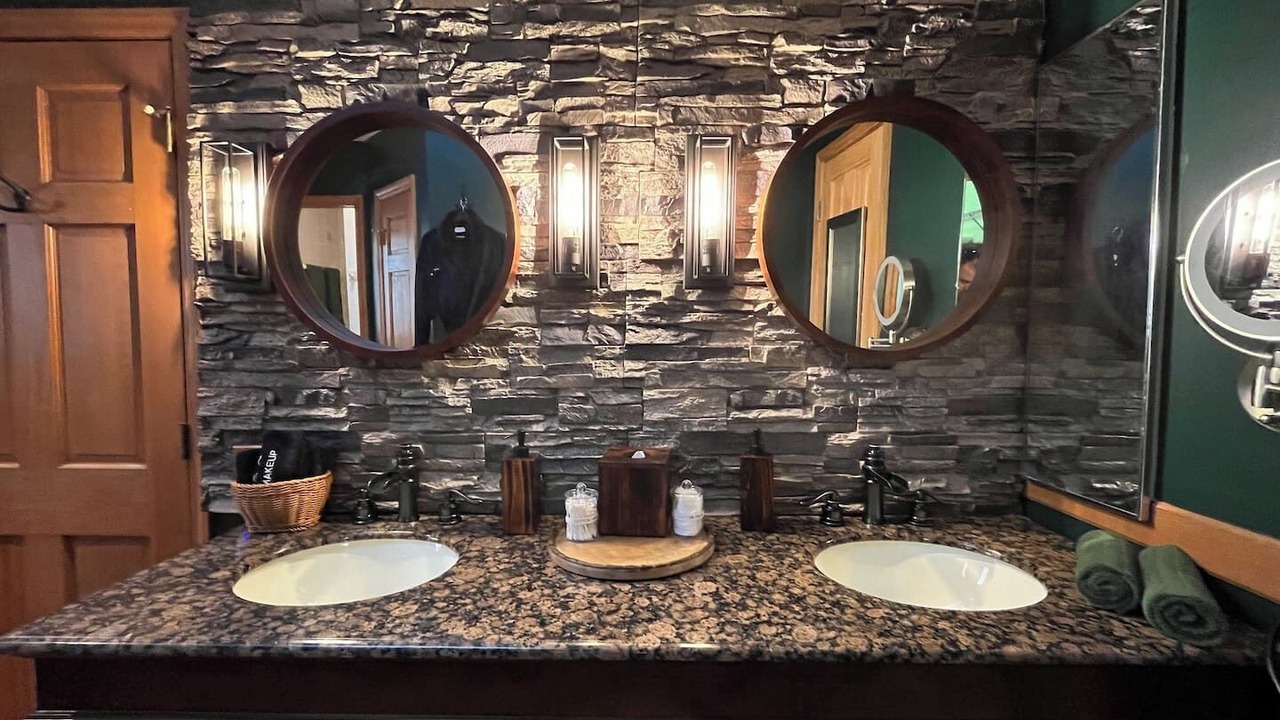 Photo of Bathroom in Wolf Laurel