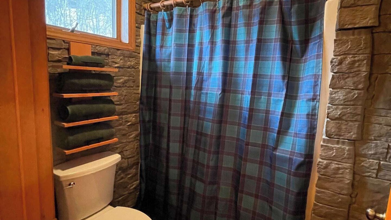 Photo of Bathroom in Wolf Laurel