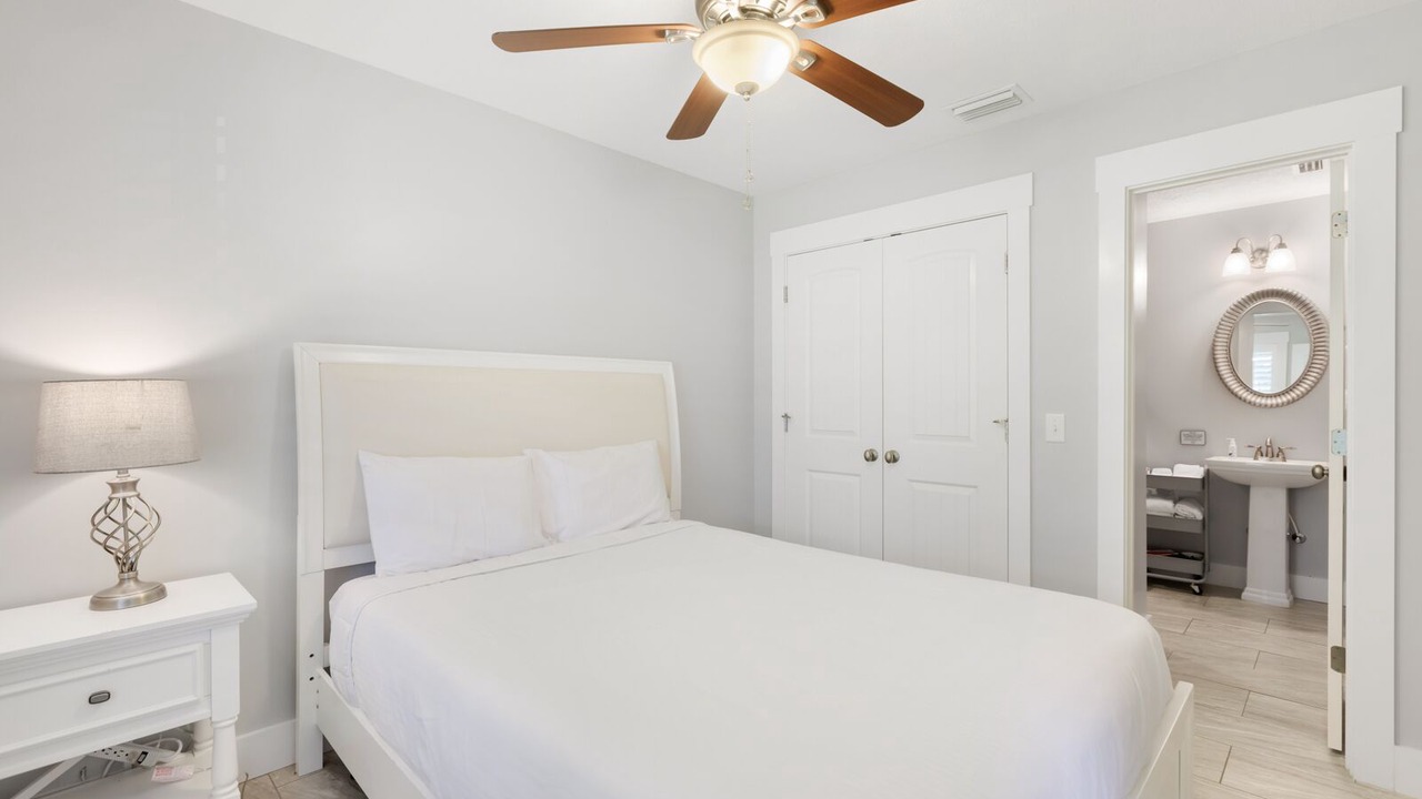 Photo of Bedroom in Inlet Beach Heights