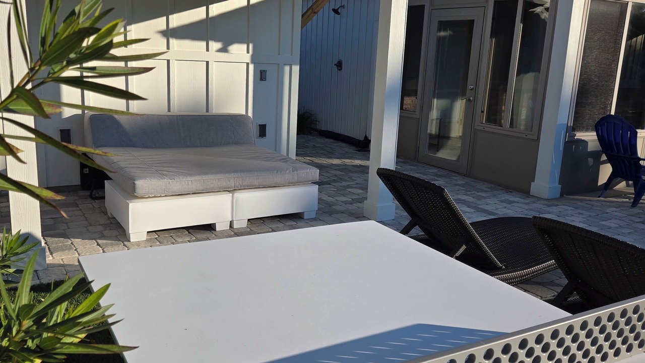 Photo of Patio Balcony in Inlet Beach Heights