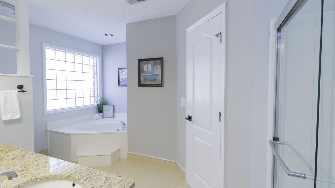Photo of Bathroom in Harvest