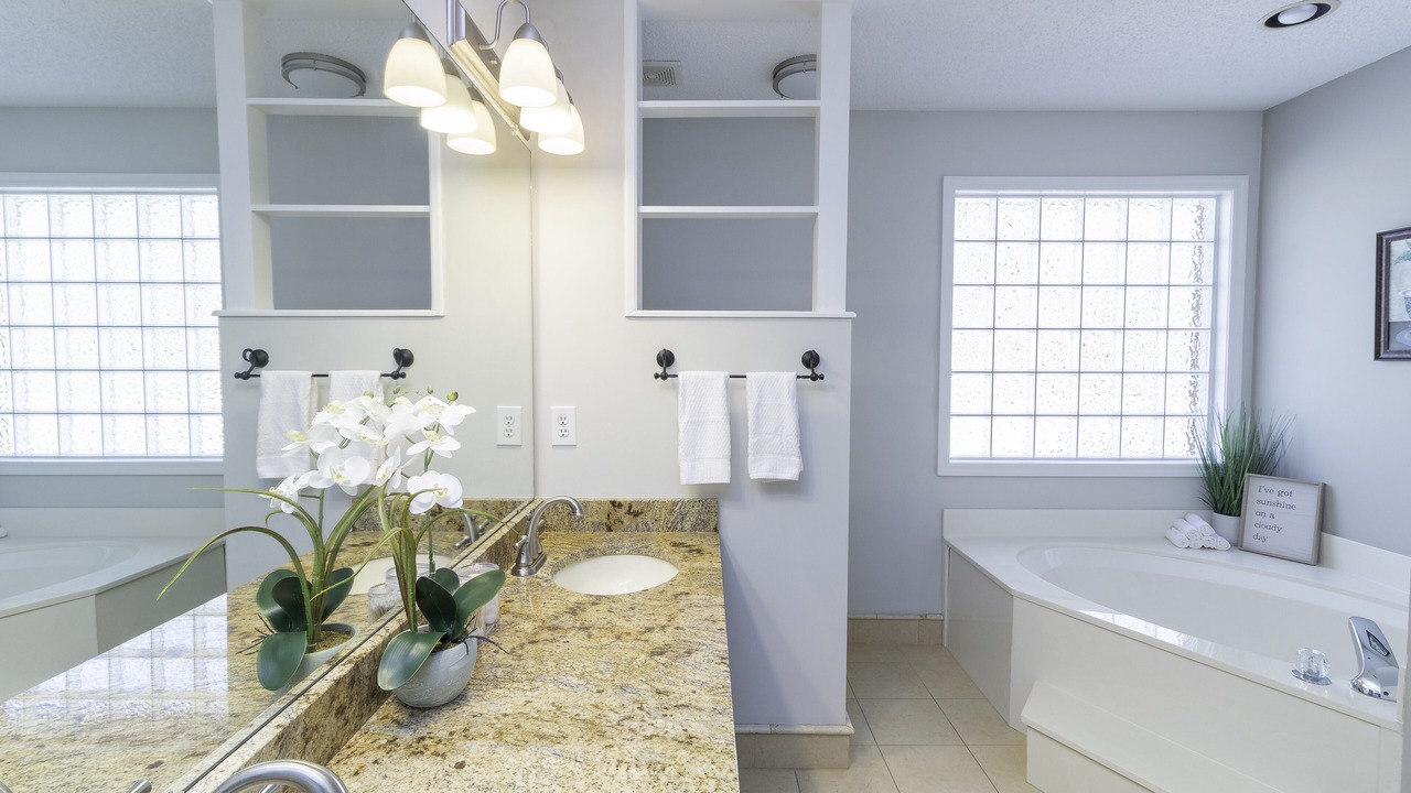 Photo of Bathroom in Harvest