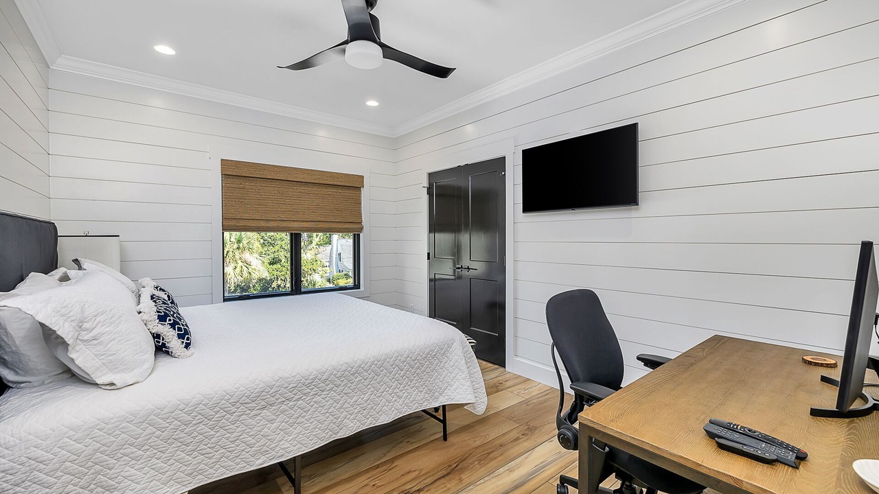 Photo of Bedroom in East Beach