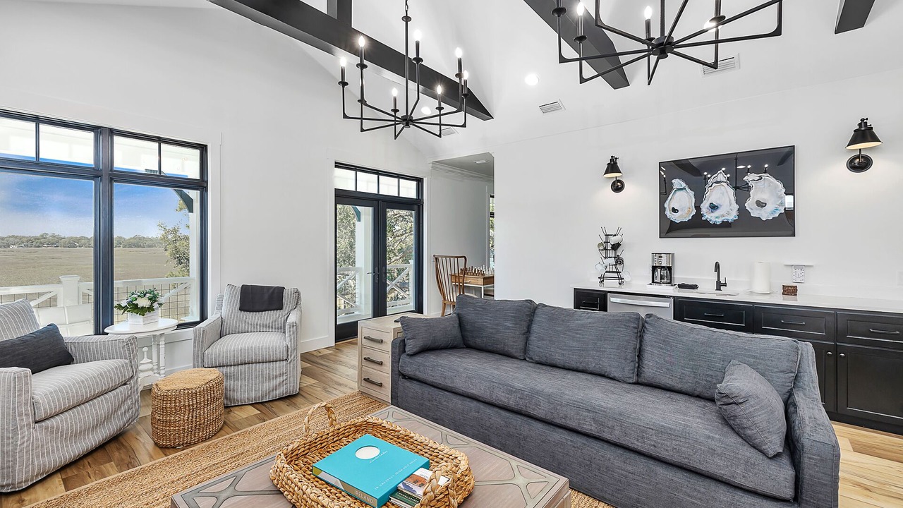 Photo of Livingroom in East Beach