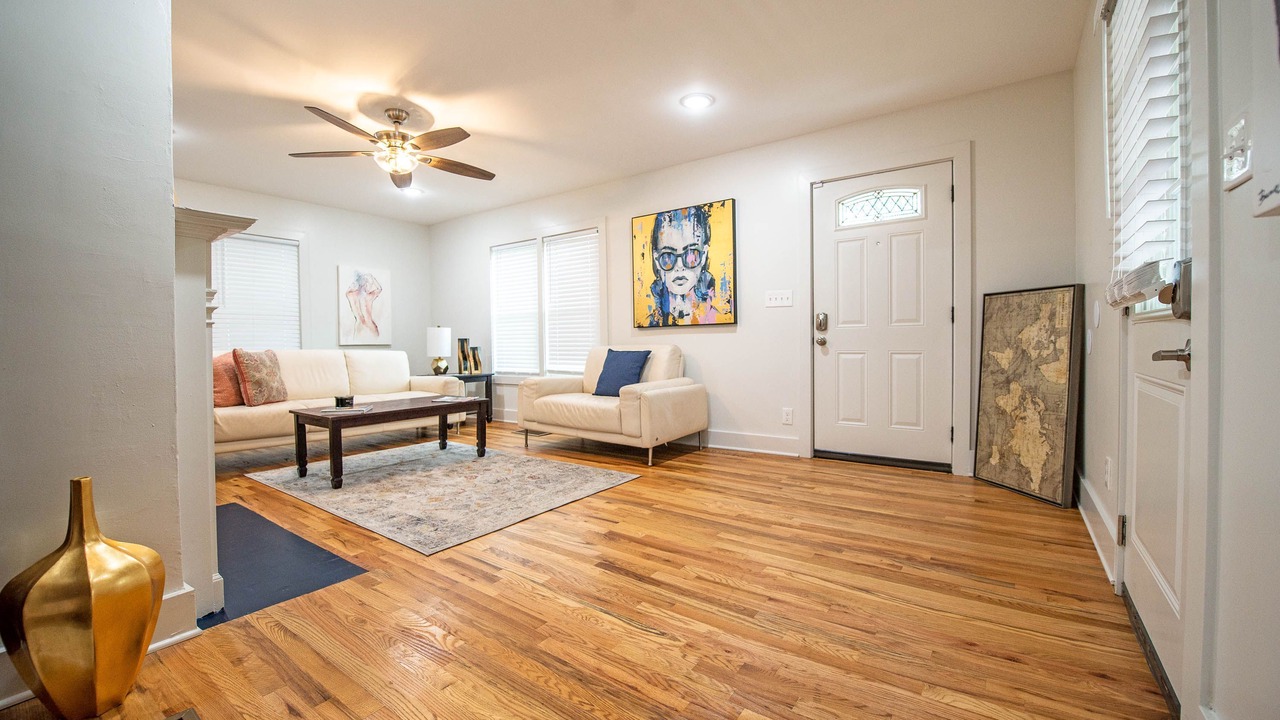 Photo of Livingroom in Atlanta