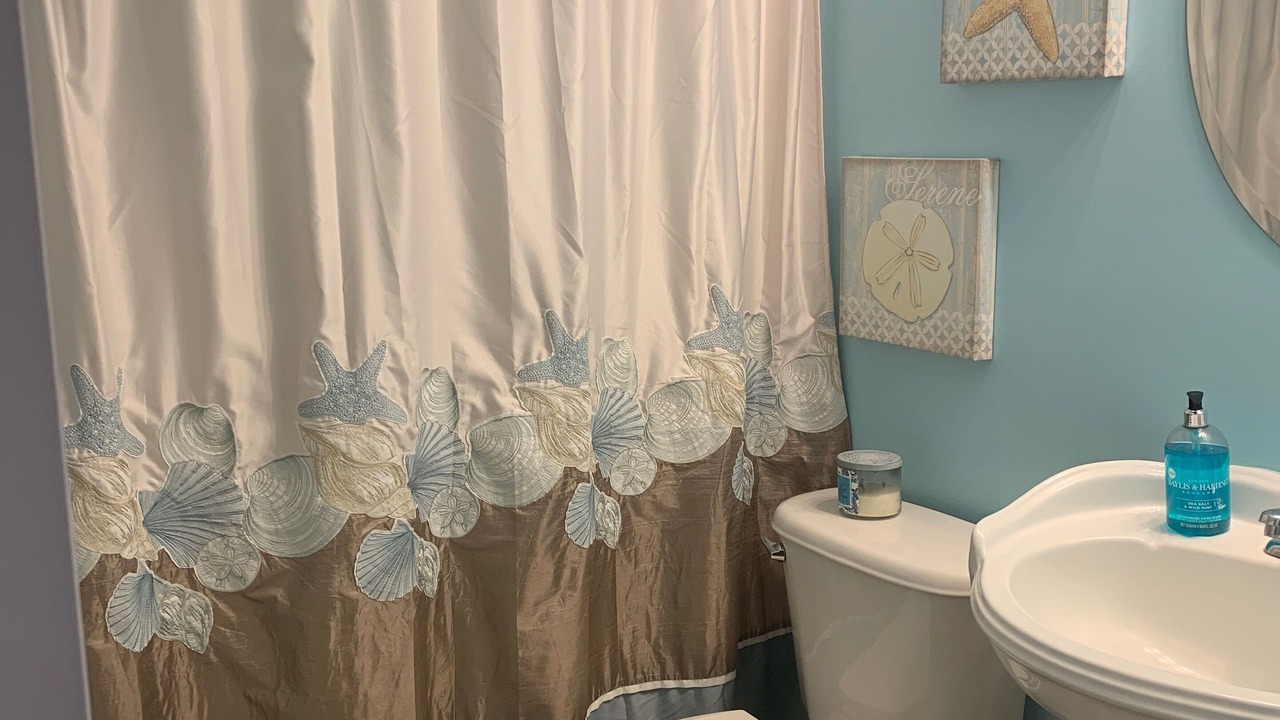 Photo of Bathroom in Saint Simons Island