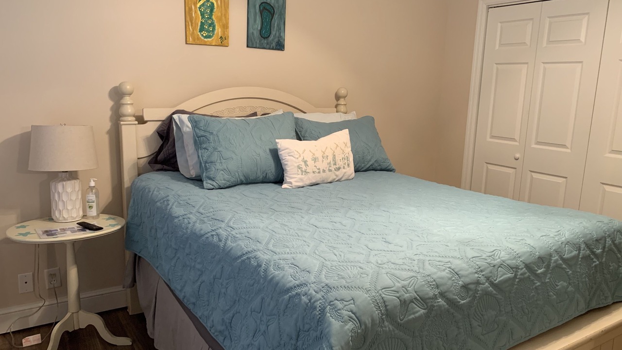 Photo of Bedroom in Saint Simons Island