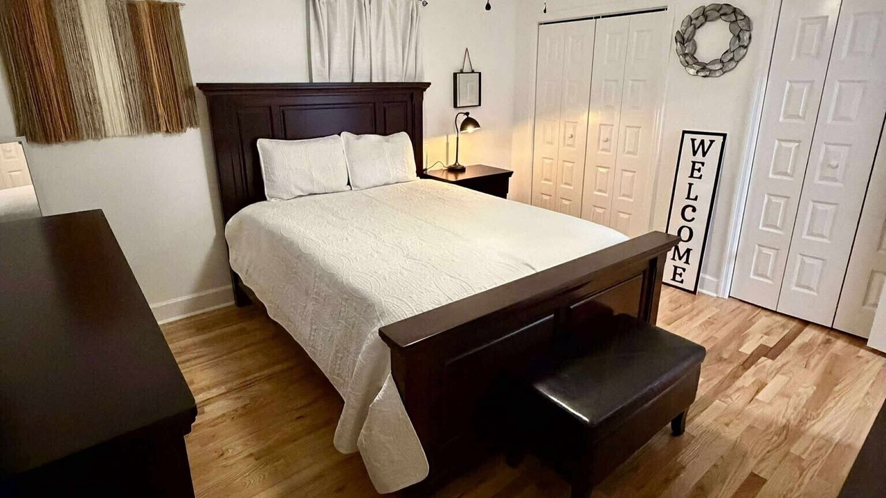 Photo of Bedroom in Augusta