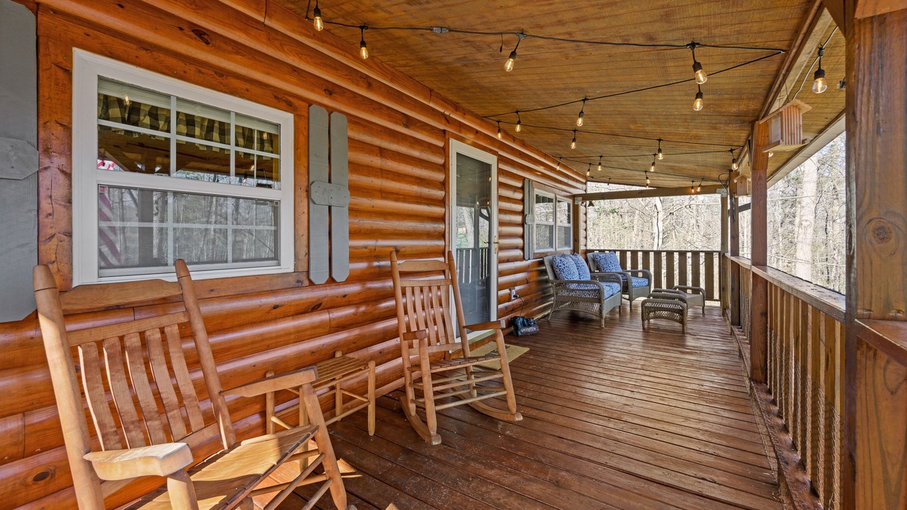 Photo of Patio Balcony in Cosby