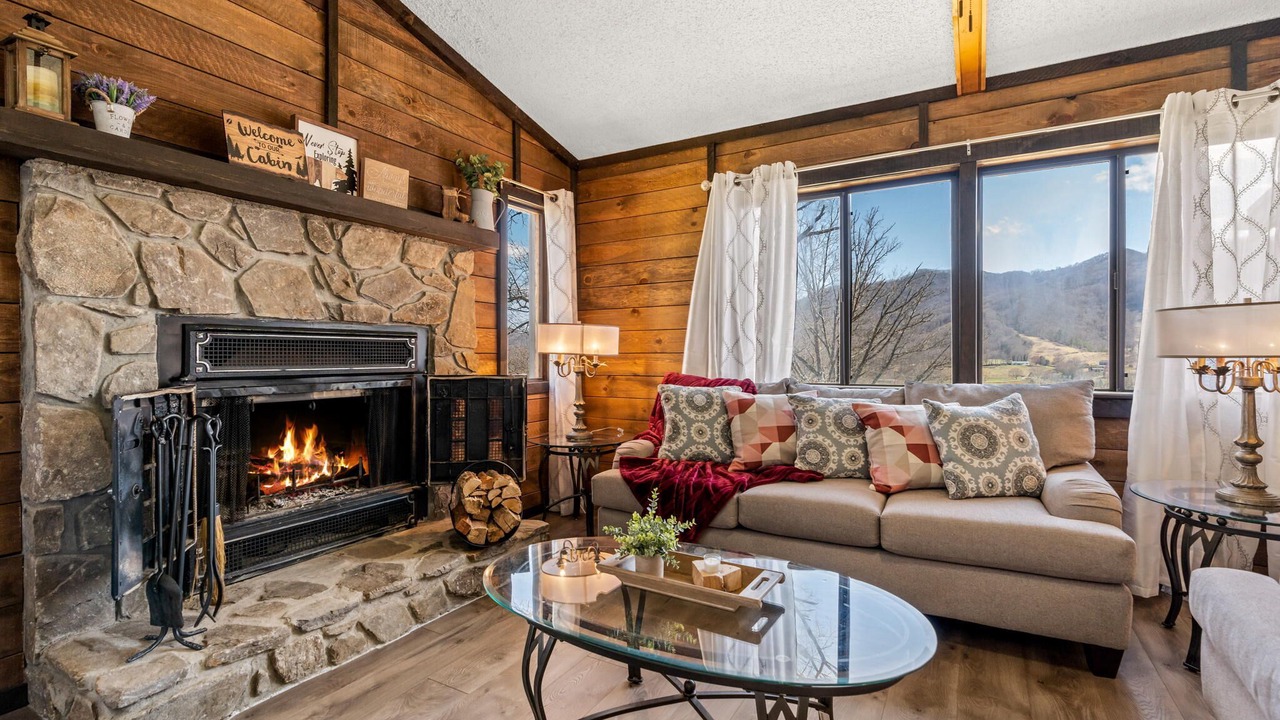 Photo of Bedroom in Waynesville