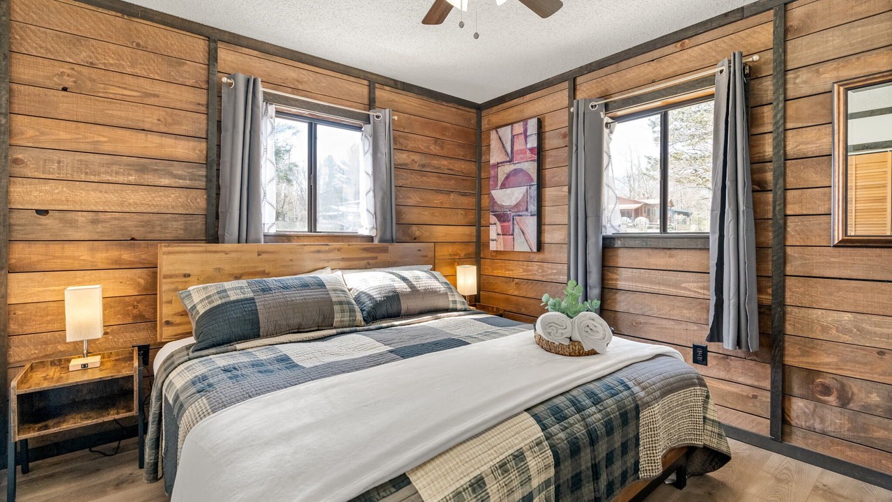 Photo of Bedroom in Waynesville
