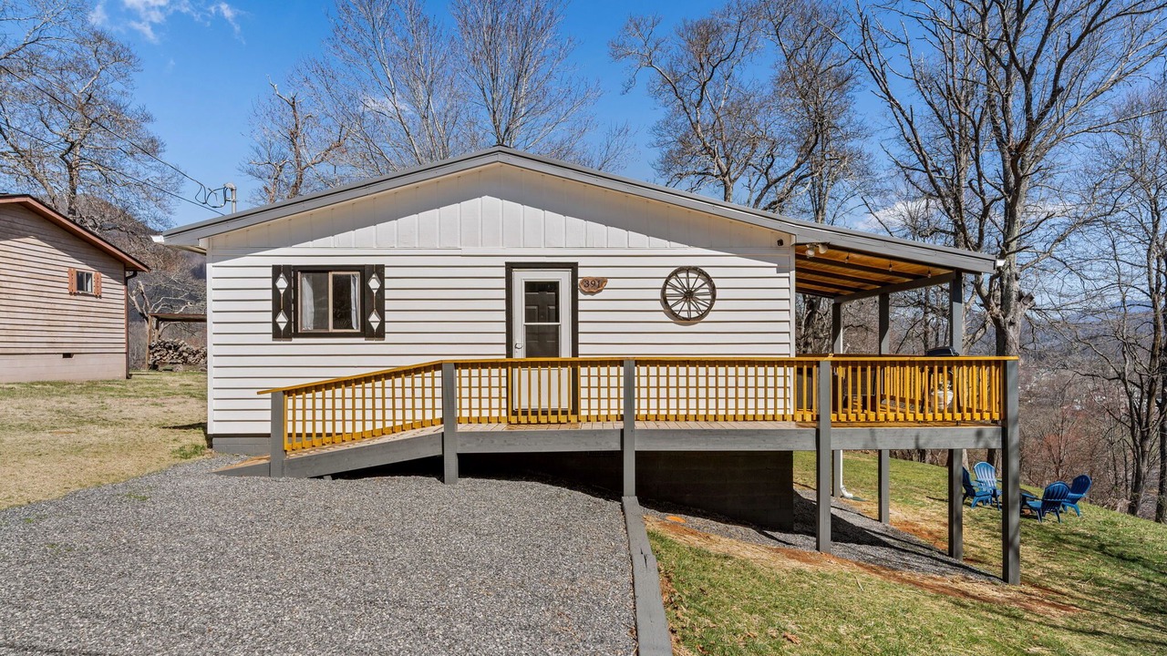 Photo of Outdoor in Waynesville