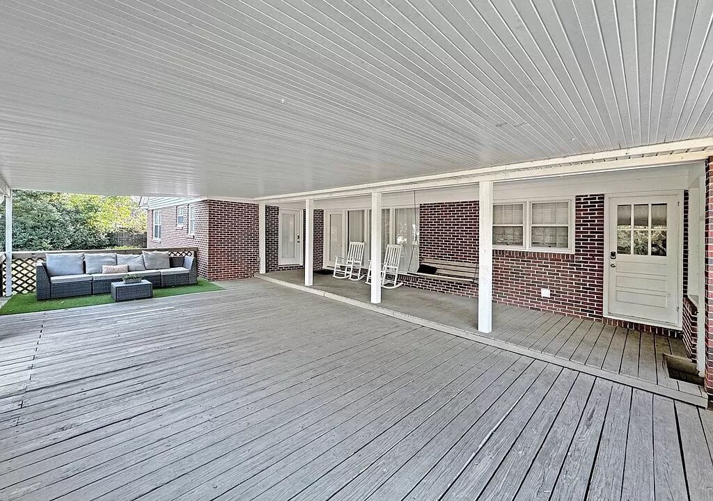 Photo of Patio Balcony in Bainbridge