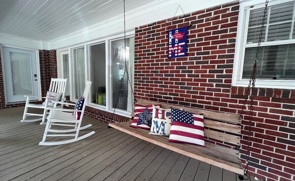 Photo of Patio Balcony in Bainbridge
