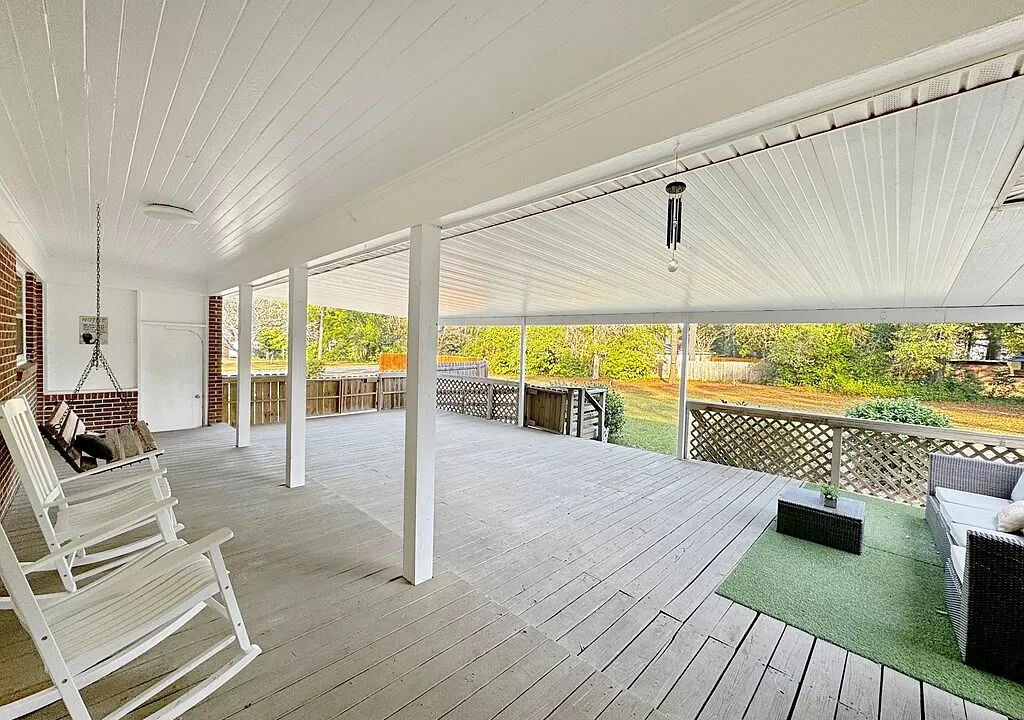 Photo of Patio Balcony in Bainbridge