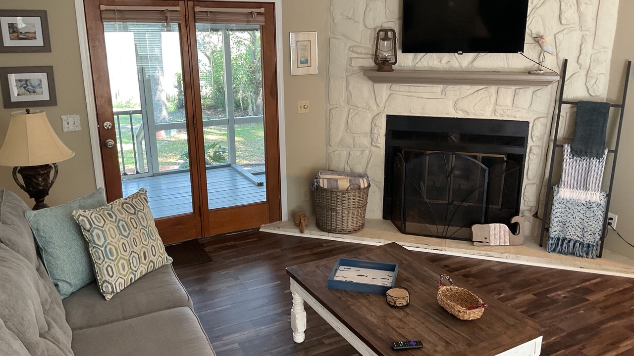Photo of Livingroom in Townsend