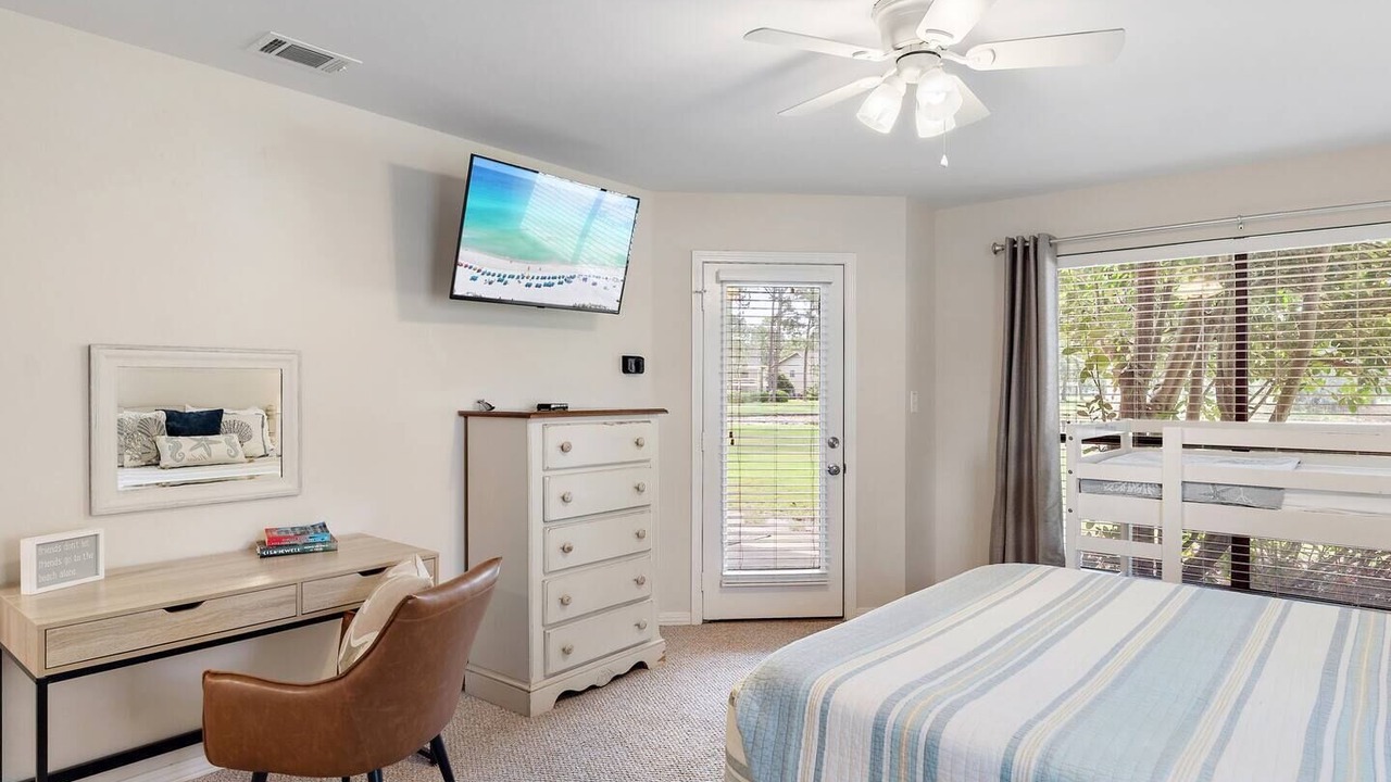 Photo of Bedroom in Miramar Beach