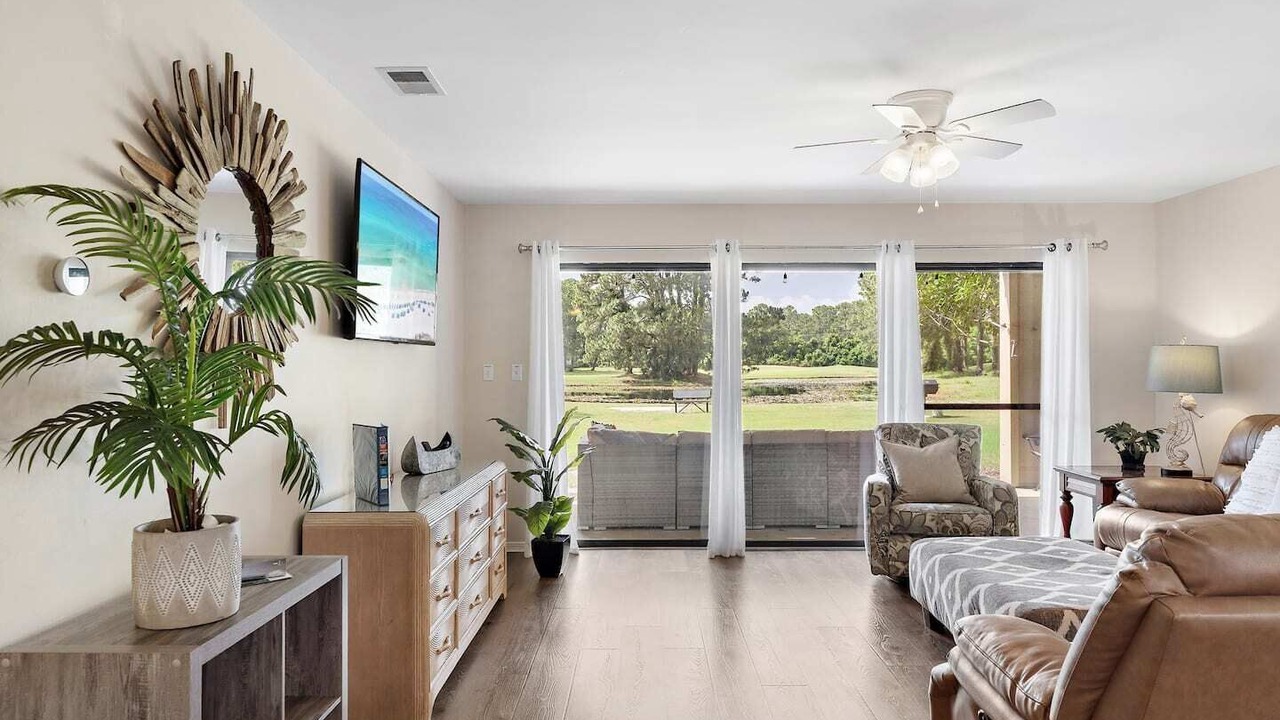 Photo of Livingroom in Miramar Beach