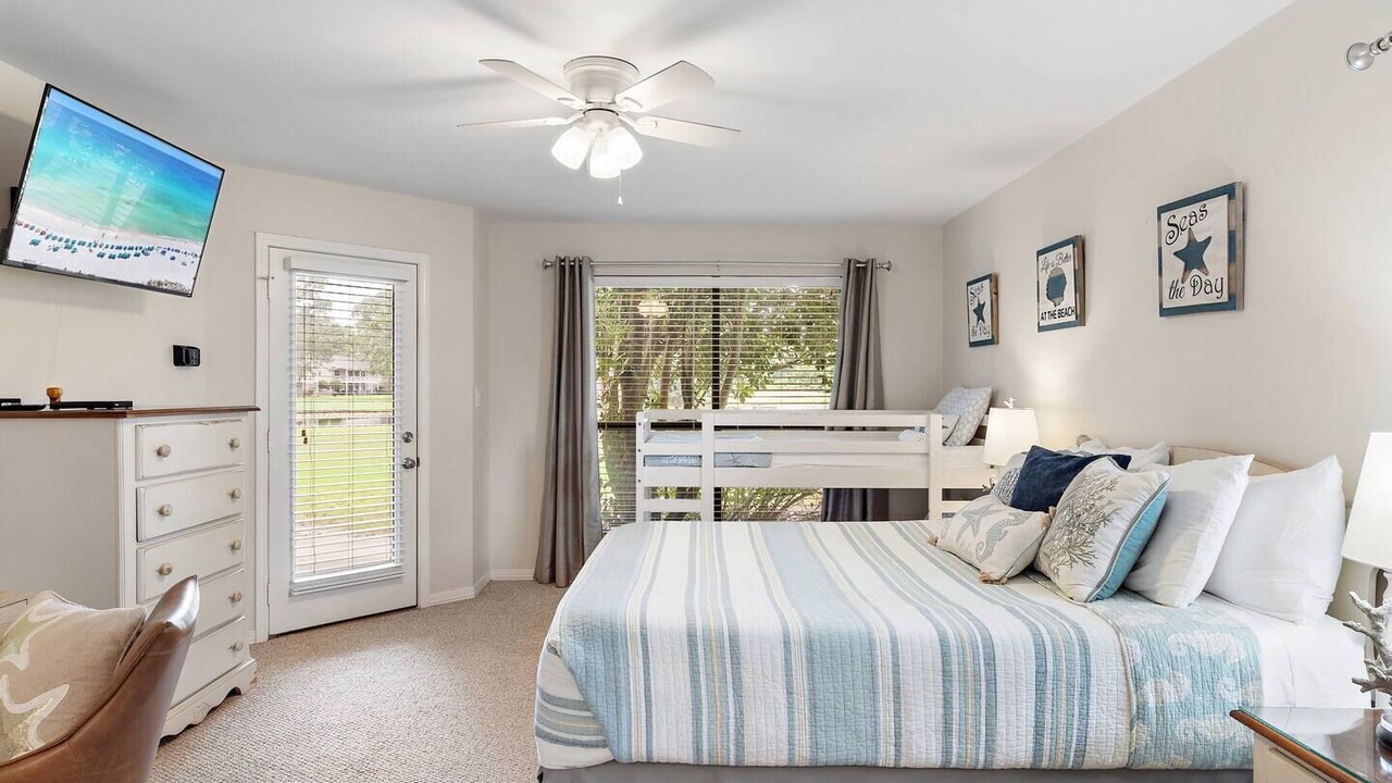 Photo of Bedroom in Miramar Beach