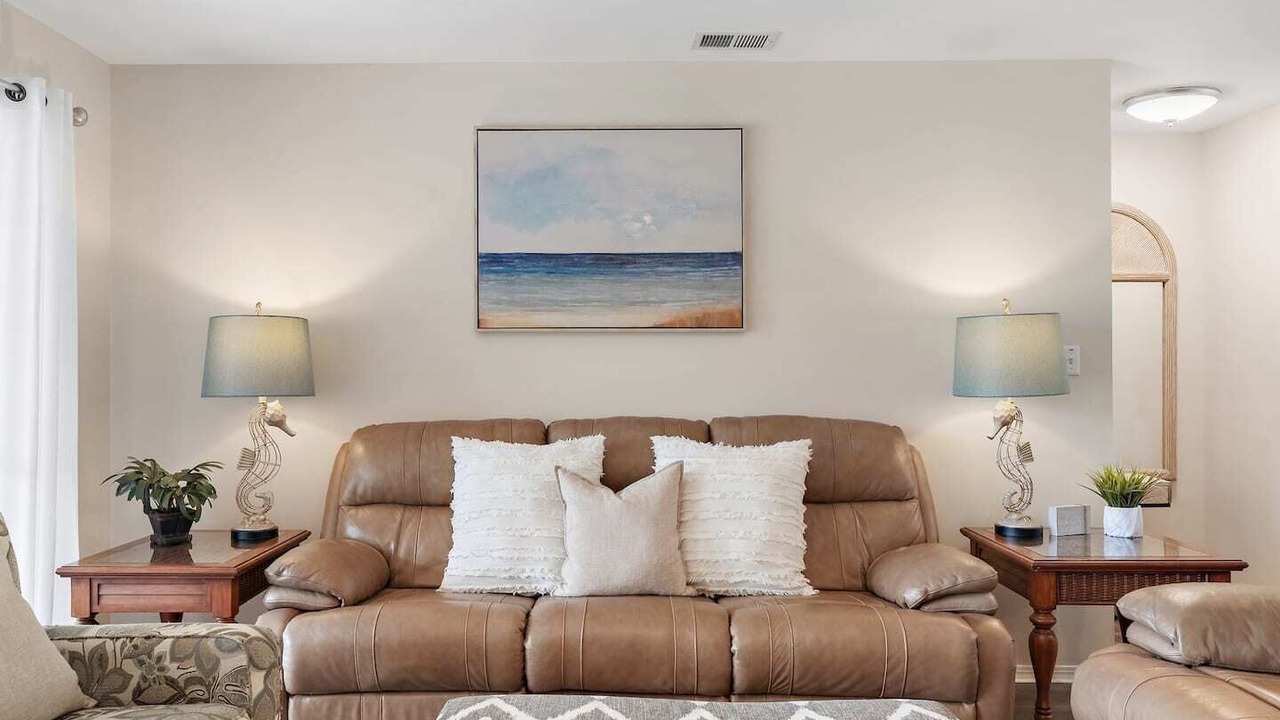 Photo of Livingroom in Miramar Beach