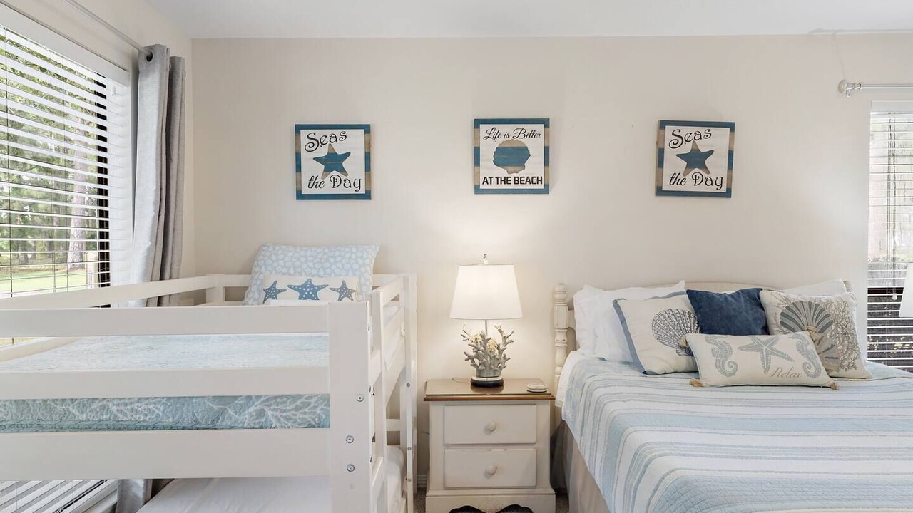Photo of Bedroom in Miramar Beach