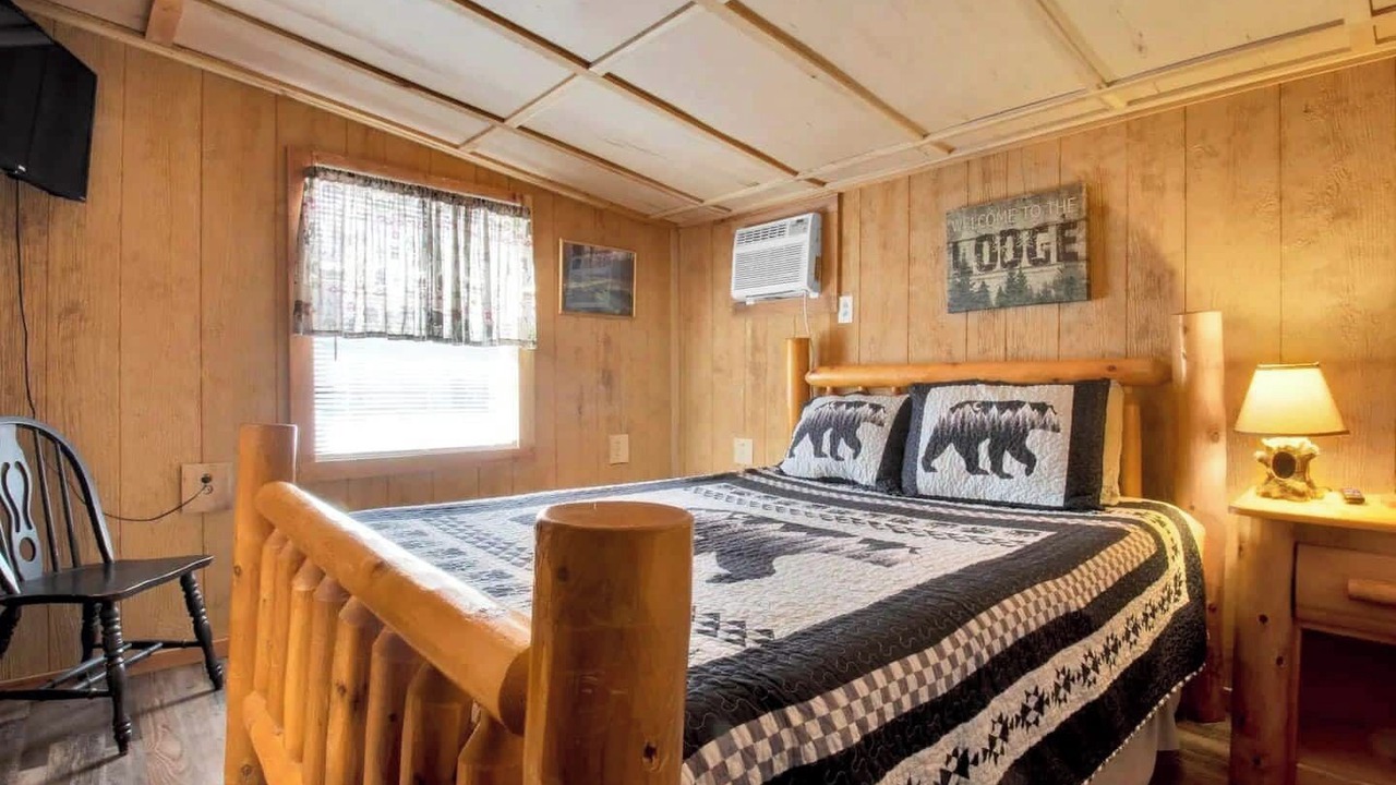 Photo of Bedroom in Gatlinburg