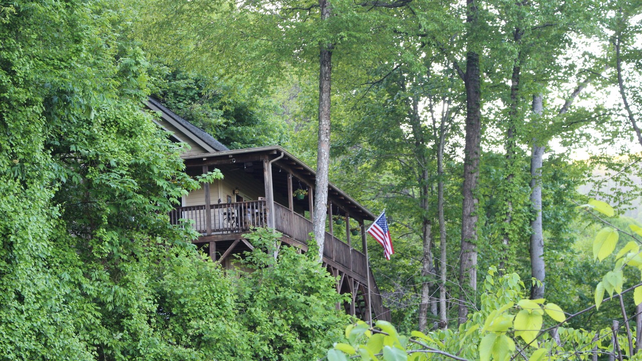 Photo of Others in Maggie Valley