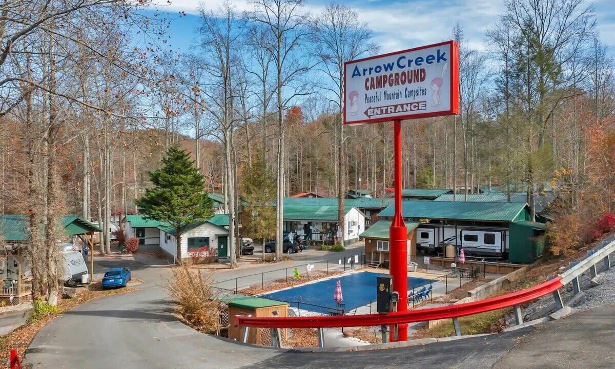 Photo of Others in Gatlinburg