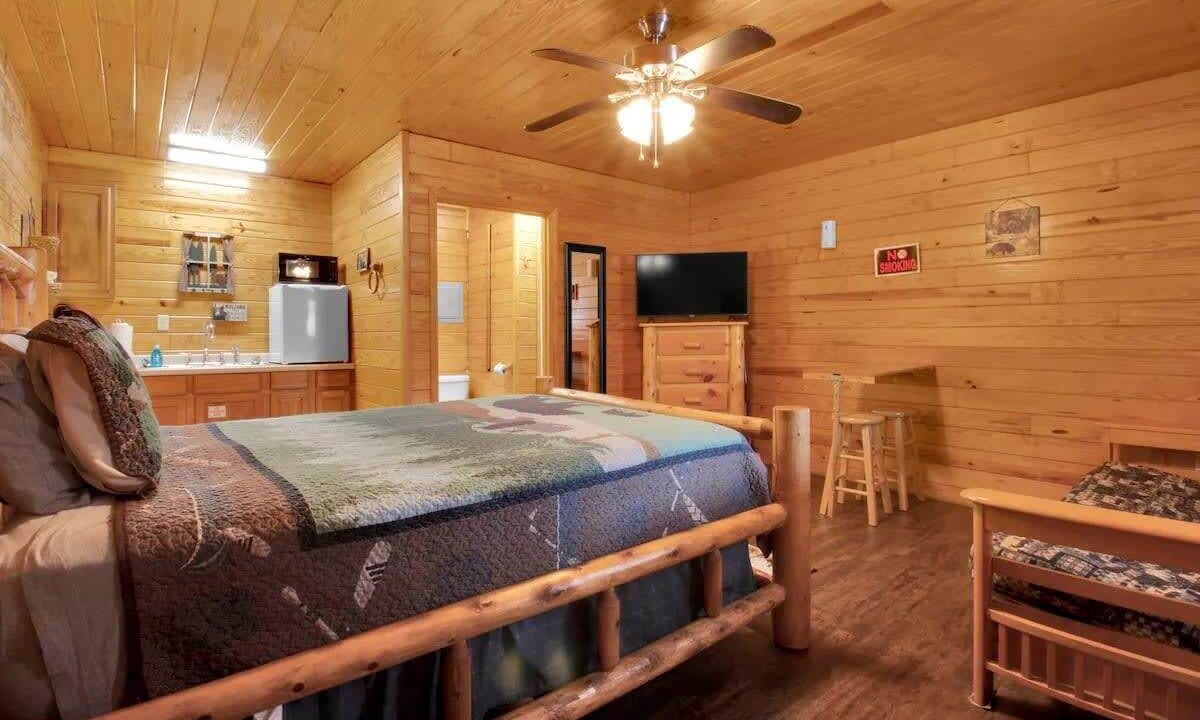 Photo of Others in Gatlinburg