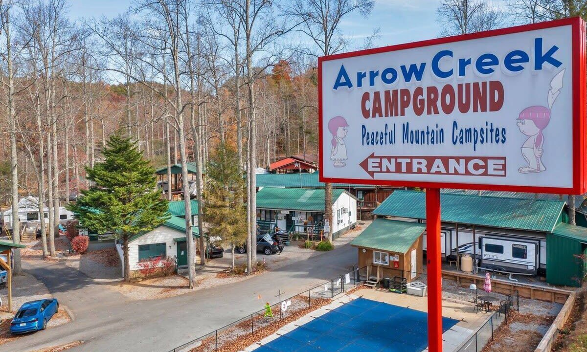 Photo of Others in Gatlinburg