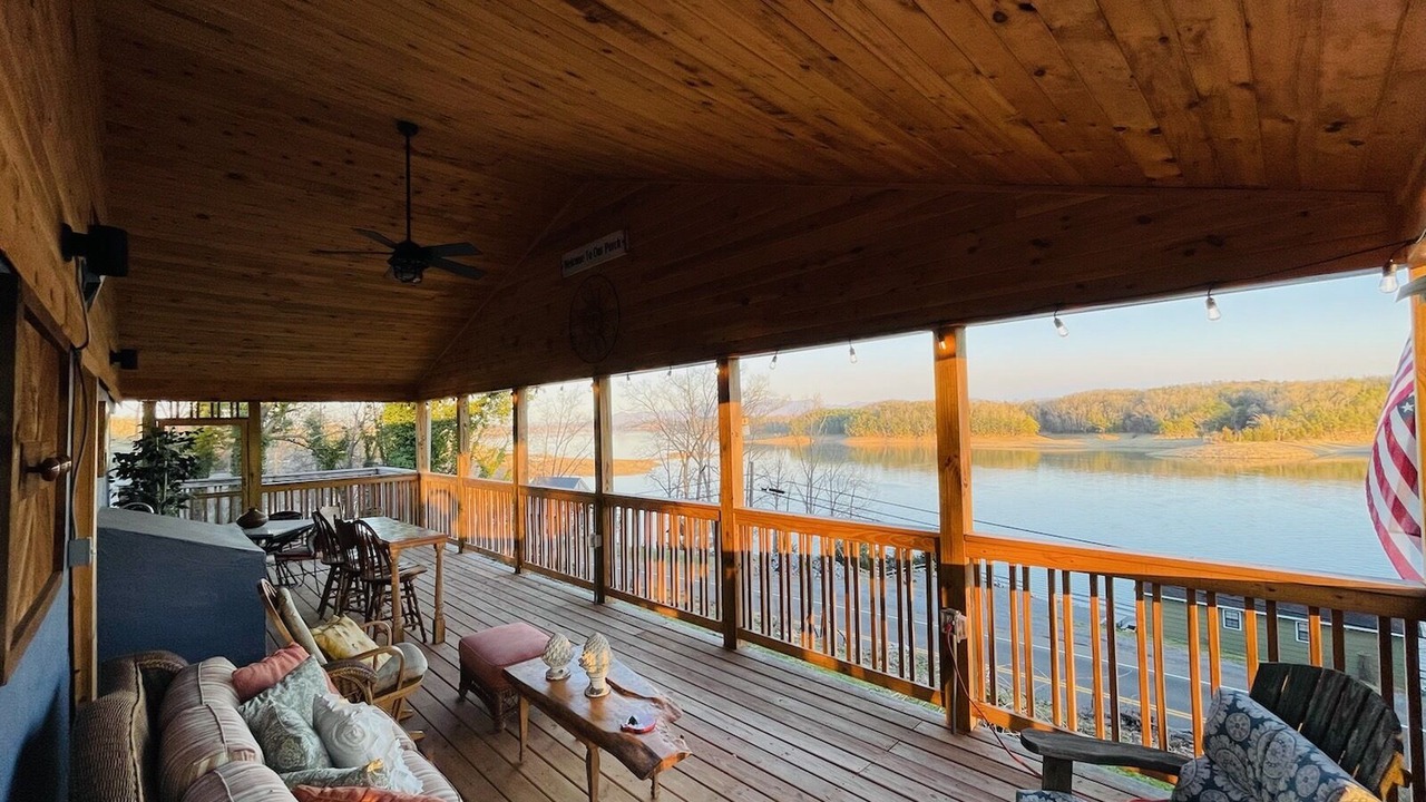 Photo of Patio Balcony in Dandridge