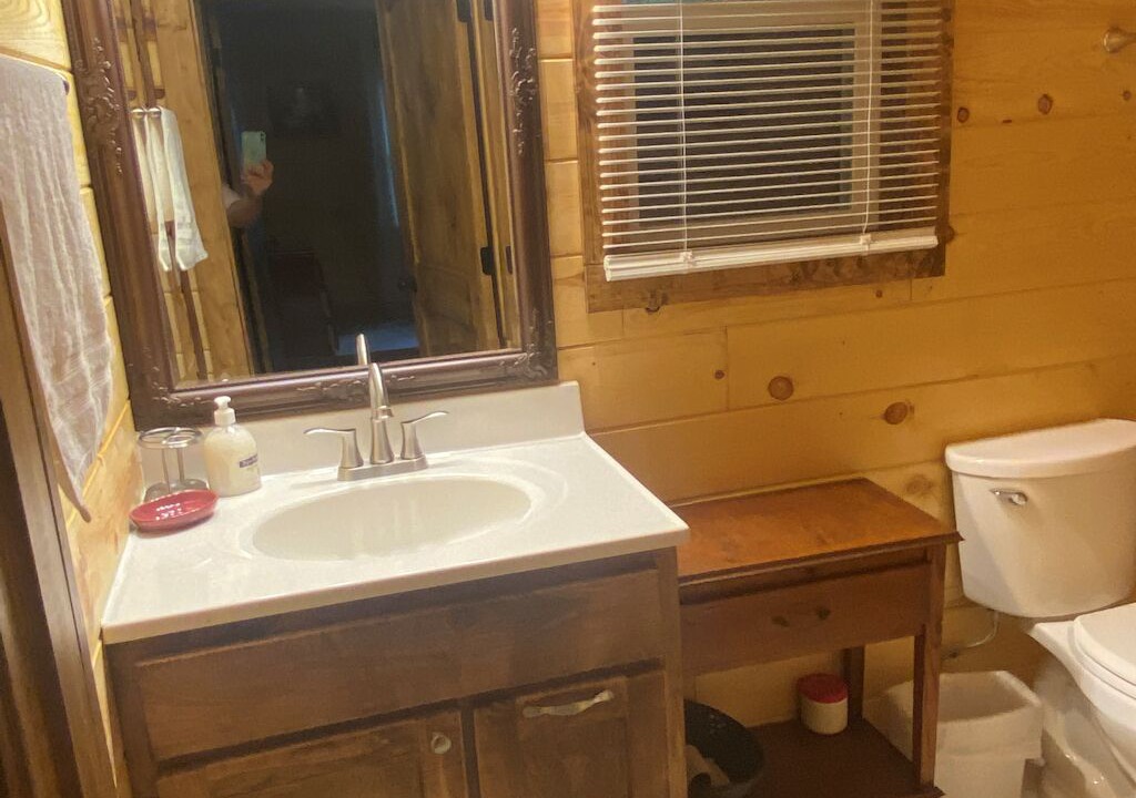 Photo of Bathroom in Mentone